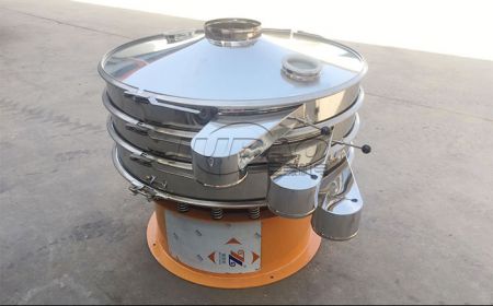 鹽酸鹽篩分過濾就用巨寶機(jī)電防腐振動篩